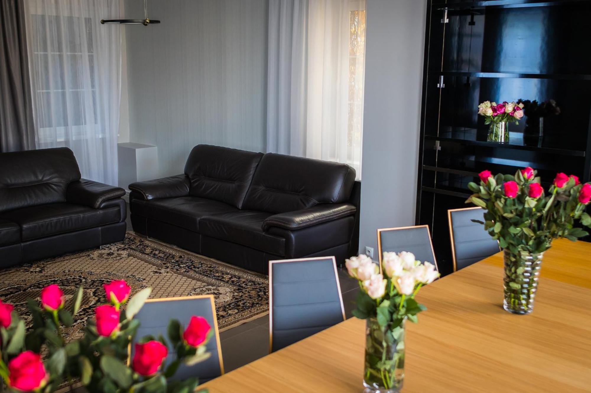Aparthotel Platinum Apartamenty Иновроцлав Экстерьер фото